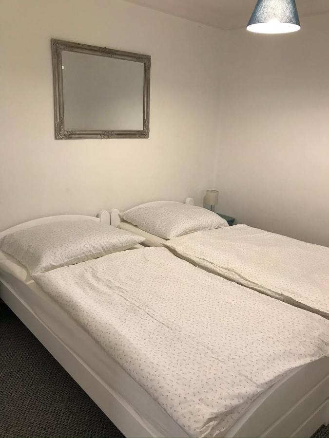 Retro Haz Guest House บาลาตอนส์ซาบาดี ภายนอก รูปภาพ